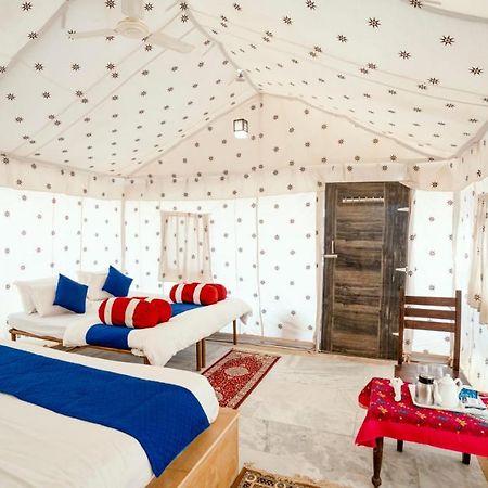 Kai Kabila Desert Camp Sam Luaran gambar