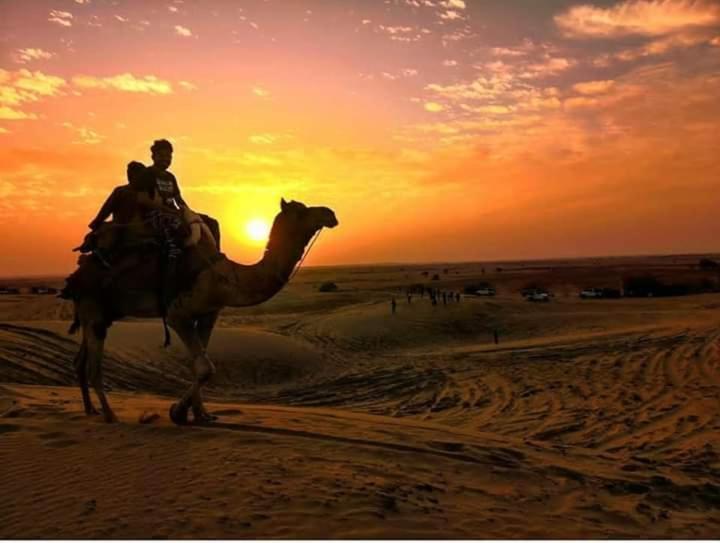 Kai Kabila Desert Camp Sam Luaran gambar