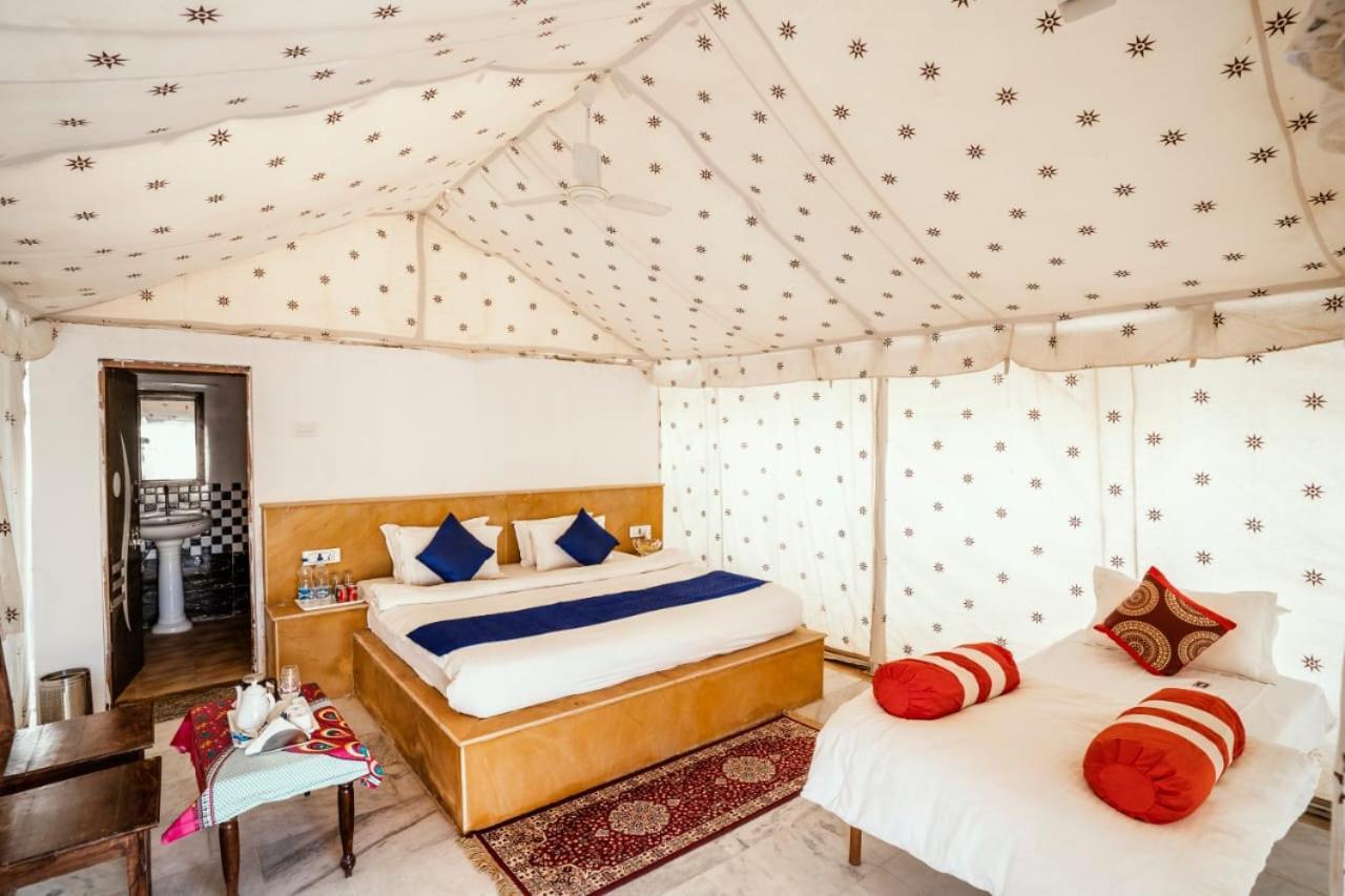 Kai Kabila Desert Camp Sam Luaran gambar